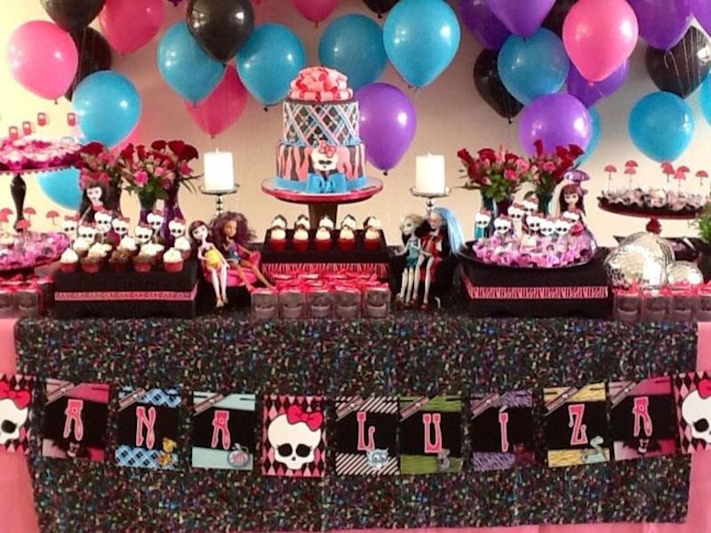 festa-monster-high-boneca