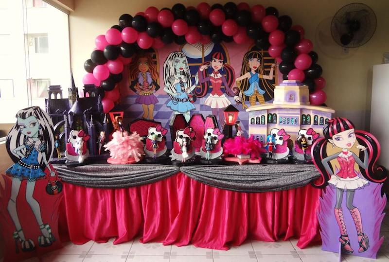 festa-monster-high-painel