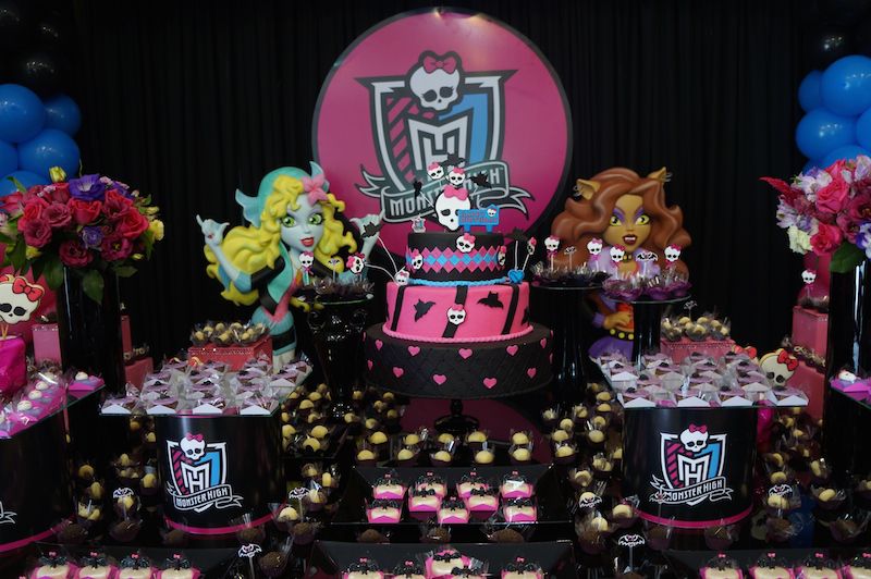 festa-monster-high-tudo-preto