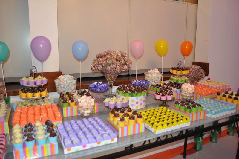 festa-infantil-mesa-guloseimas-lilas