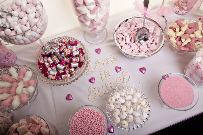 mesa de guloseimas festa infantil rosa
