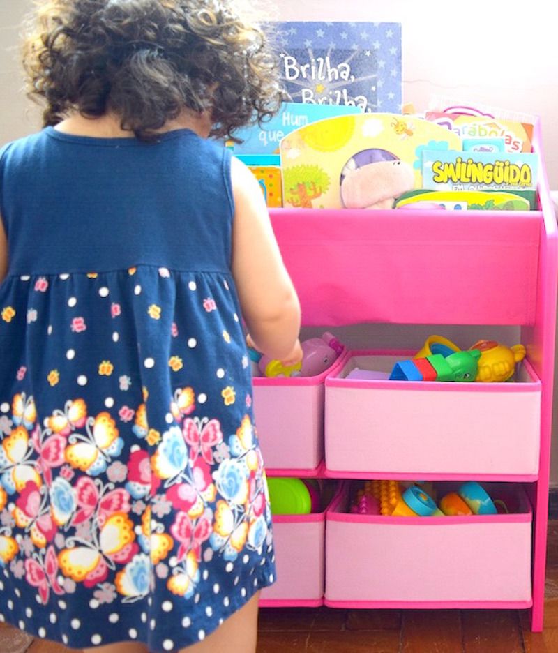 quarto-infantil-estante