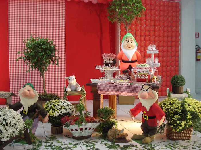 festa-branca-de-neve-anões