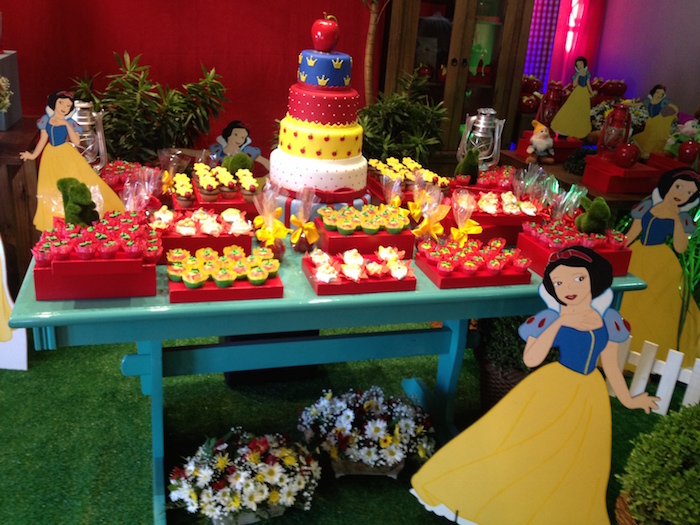 festa-branca-de-neve-flores