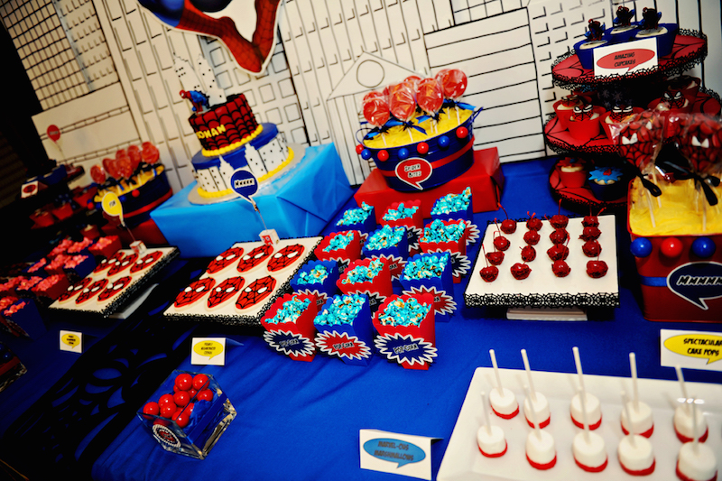 festa-infantil-homem-aranha-mesa-doces