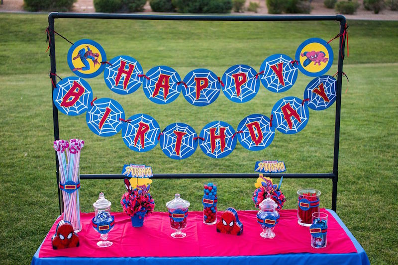 festa-infantil-homem-aranha-simples