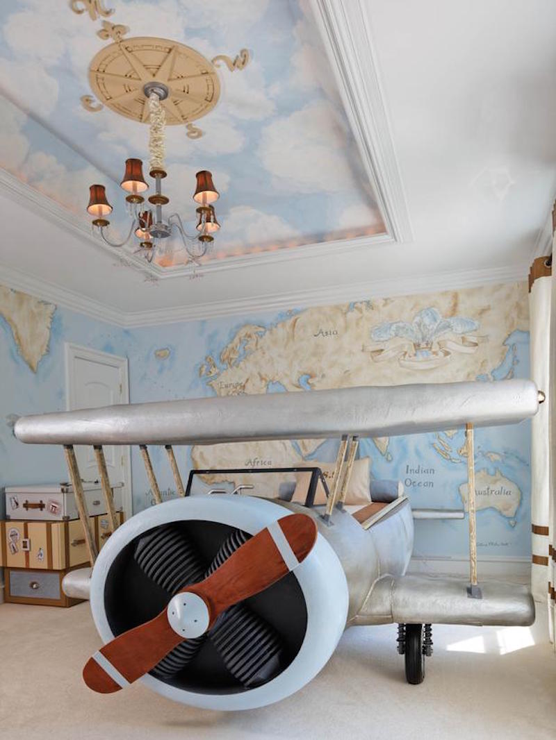 quarto-infantil-aviões-cama-avião