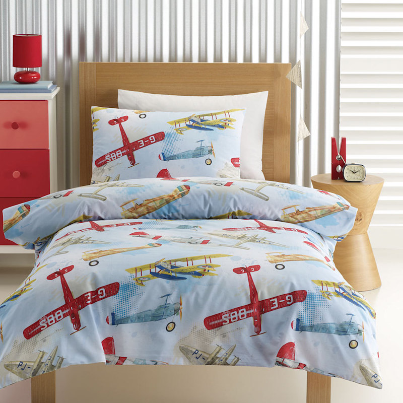 quarto-infantil-aviões-edredom