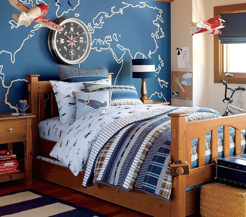 quarto-infantil-aviões-madeira