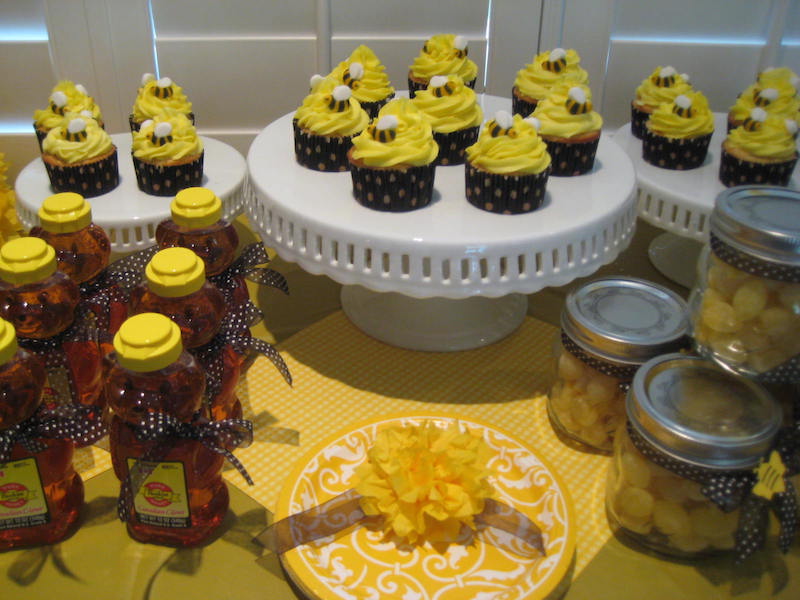 festa-infantil-abelhinha-cupcakes