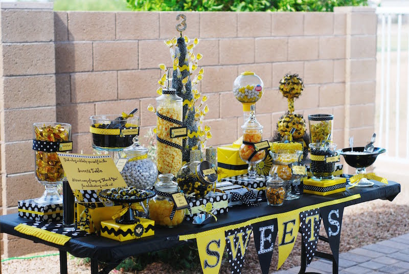 festa-infantil-abelhinha-preto