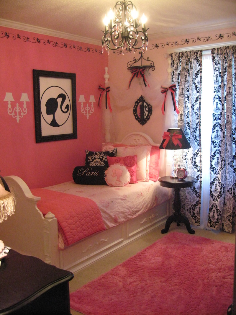 quarto-barbie-preto