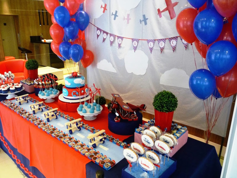 festa-aviões-vermelho