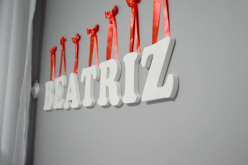 quarto-de-bebê-letras-mdf