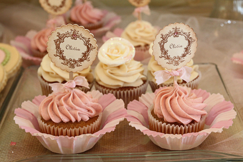 cha-de-bebe-chique-cupcakes