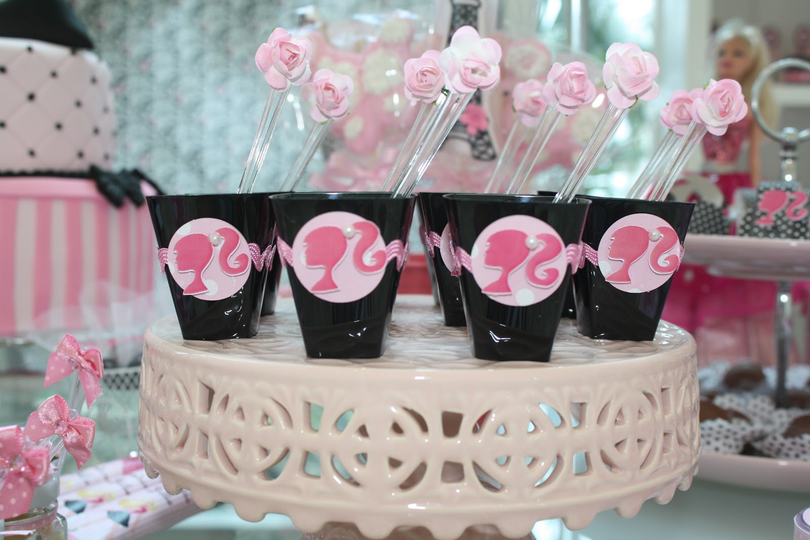 festa-infantil-da-barbie-docinhos