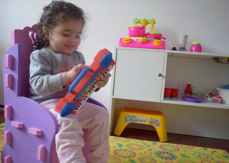poltrona-princesa-brincando