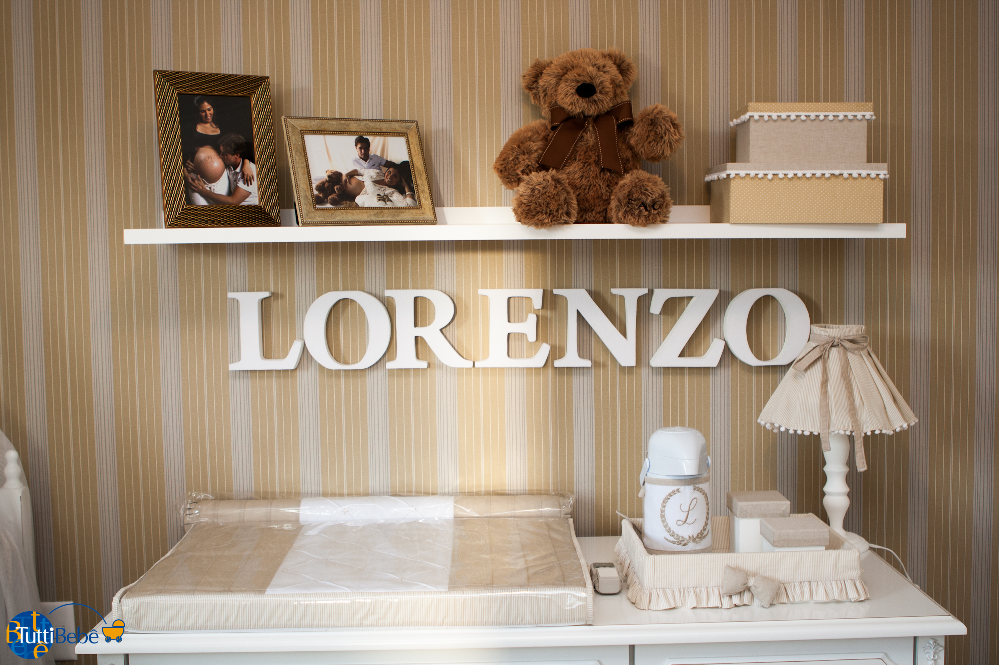 quarto-infantil-bege-trocador