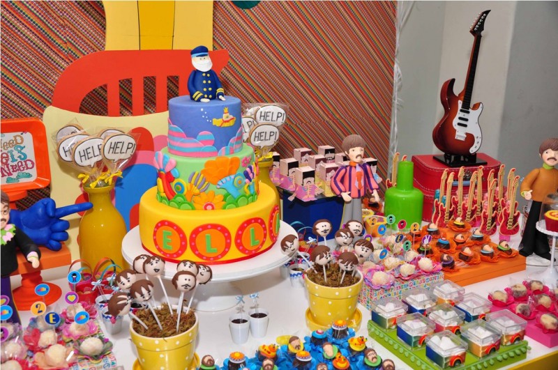 mesacolorida_yellowsubmarine