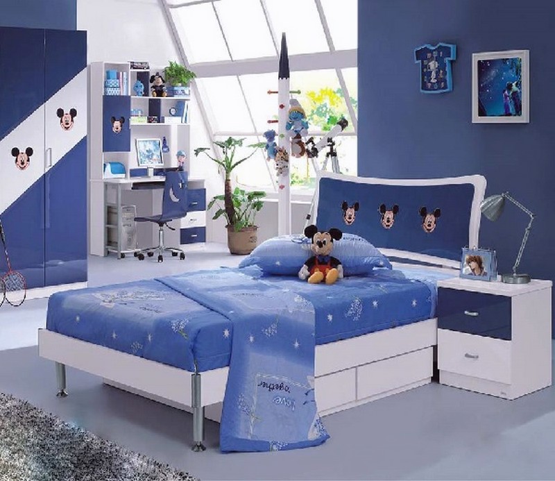 quarto-infantil-azul-mickey