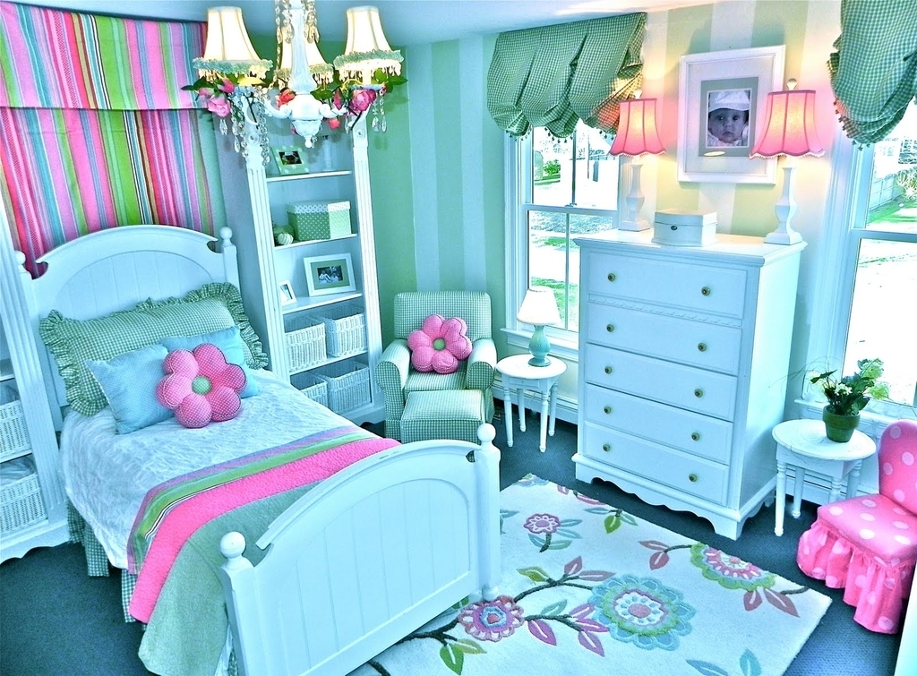 quarto-infantil-azul-rosa