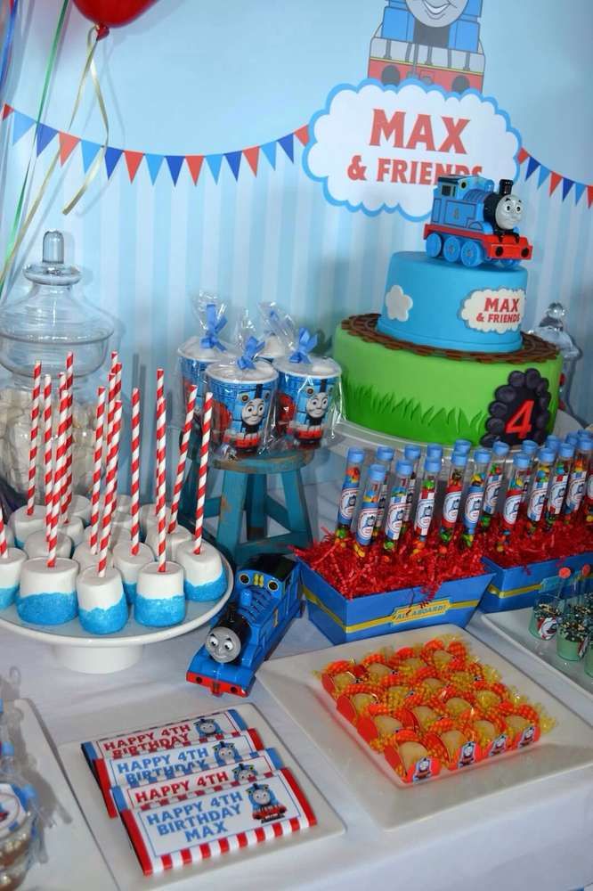 festa infantil thomas e seus amigos MESA