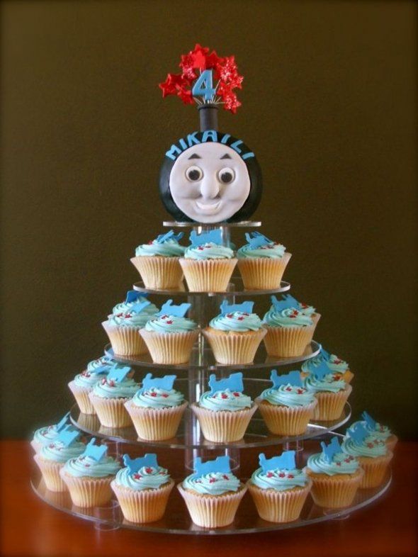 festa infantil thomas e seus amigos cupcake