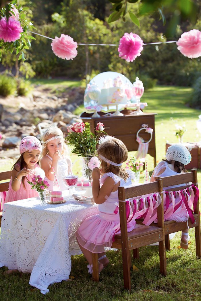 festa infantil chá de bonecas amigas