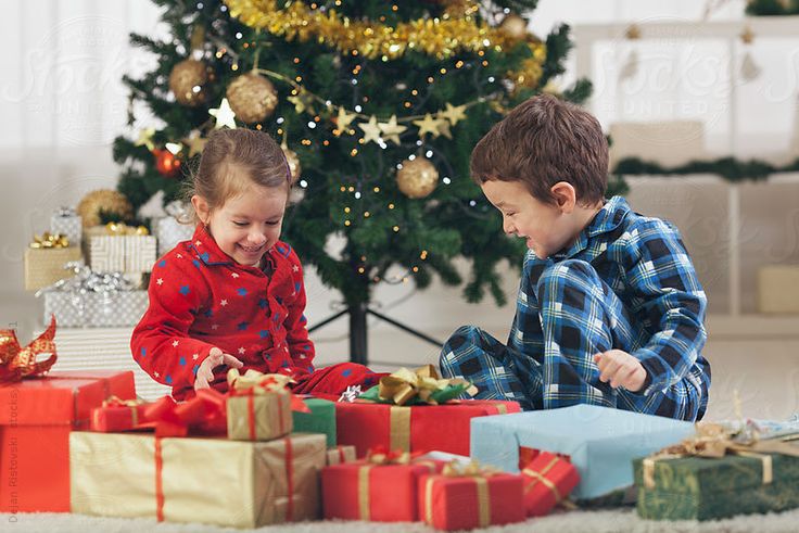 Como ARRASAR nos presentes de natal para crianças de 1 a 3 anos