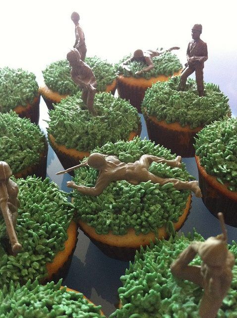 festa infantil toy store cupcakes