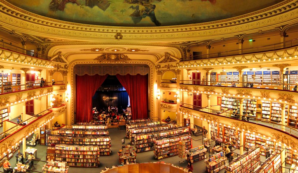 livraria-El-Ateneo-buenos-aires-com-crianças