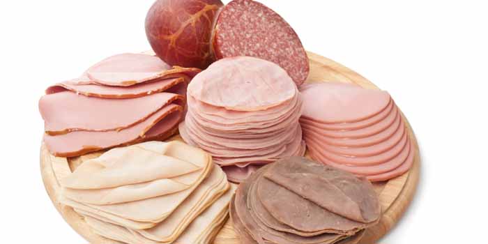 alimentos-embutidos-para-praticantes-de-musculacao