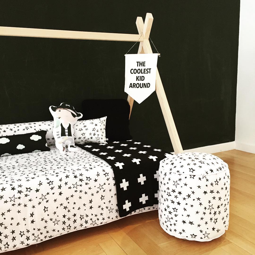 Decoração de quarto infantil moderno e criativo