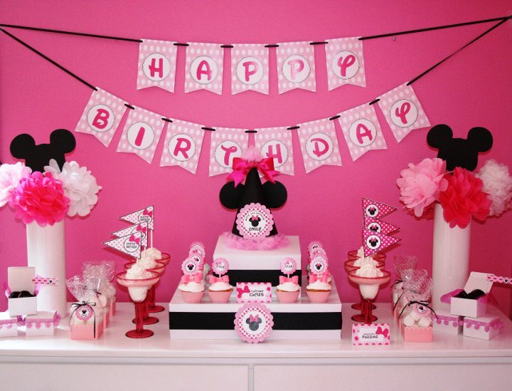 festa-minnie-rosa-preto