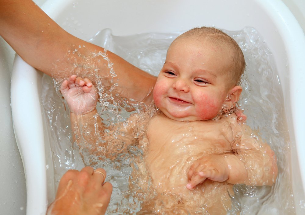 Banho do bebê! Dicas básicas que vão lhe ajudar nesse momento!