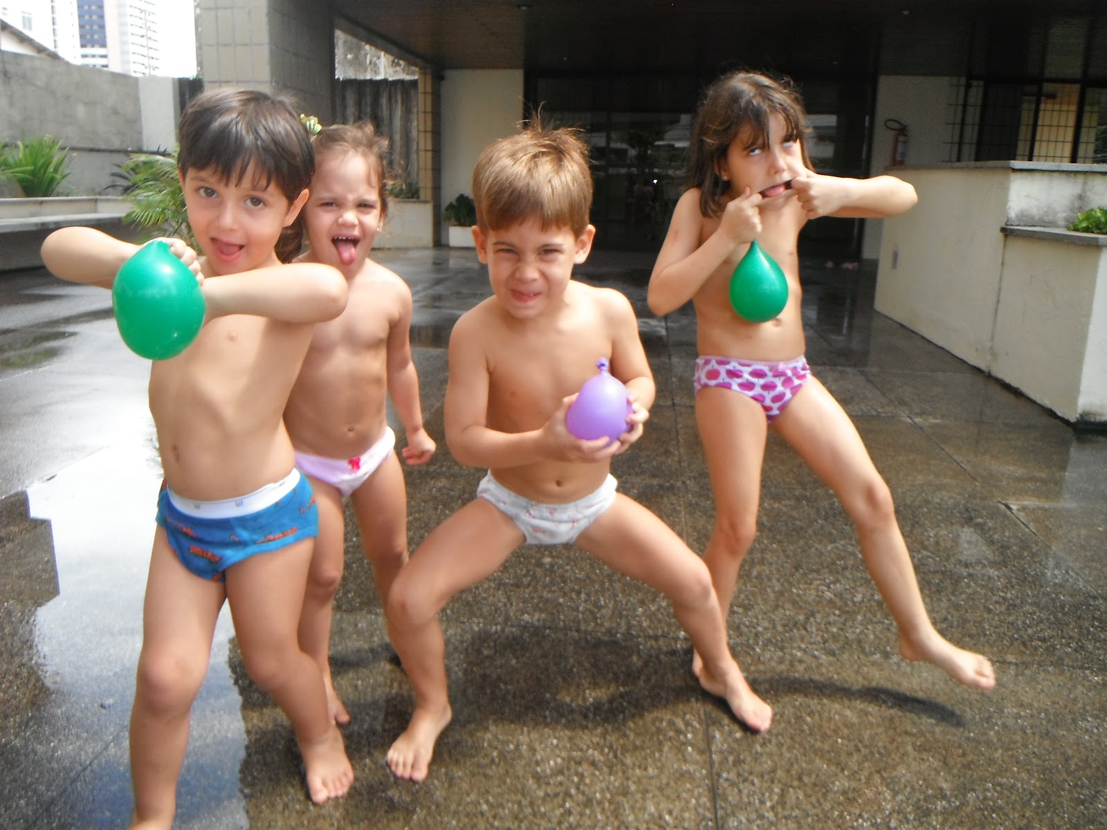 brincaderias-ao-ar-livre-baloes