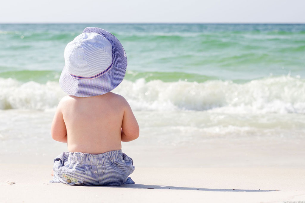 Bebê na praia: quando ele pode ir e quais cuidados que você ter?
