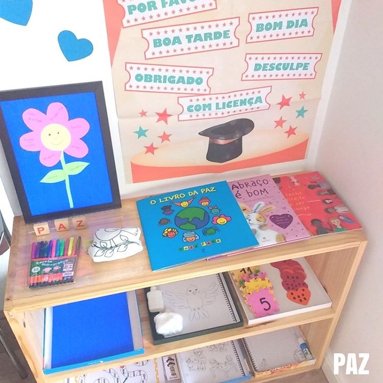educacao-para-a-paz-estante