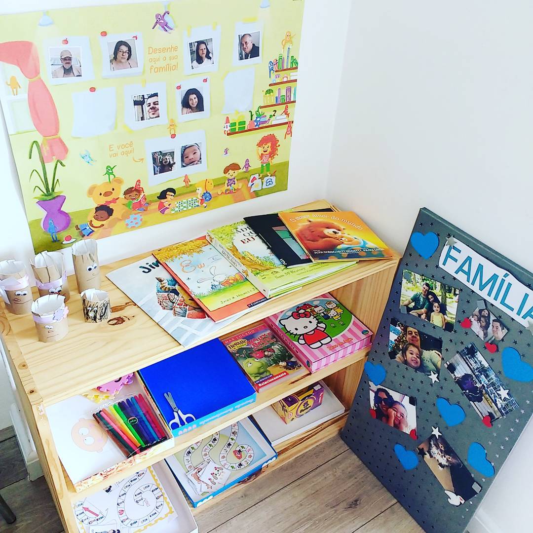 estante-tema-familia-educacao-infantil