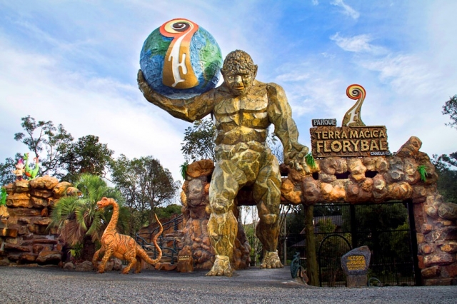 portico-parque-terra-magica-florybal