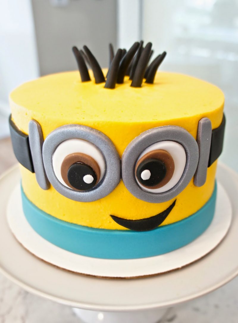 bolo-minions-simples
