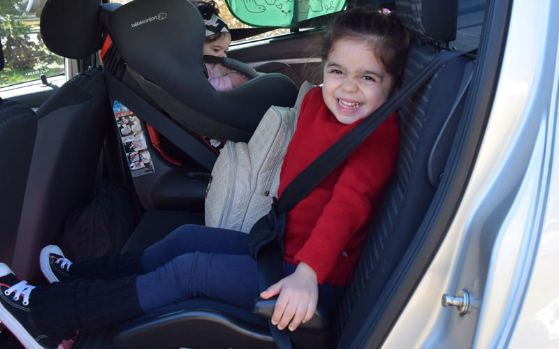 4 erros mais comuns na hora de instalar a cadeirinha do carro e nossas escolhas