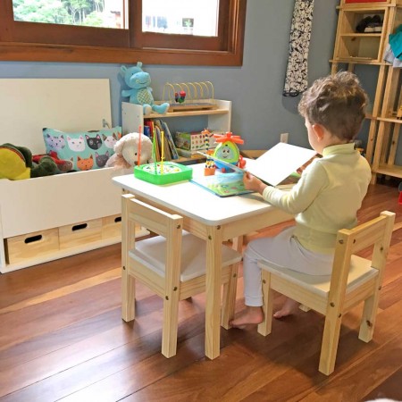 quarto-infantil-mesinha-infantil