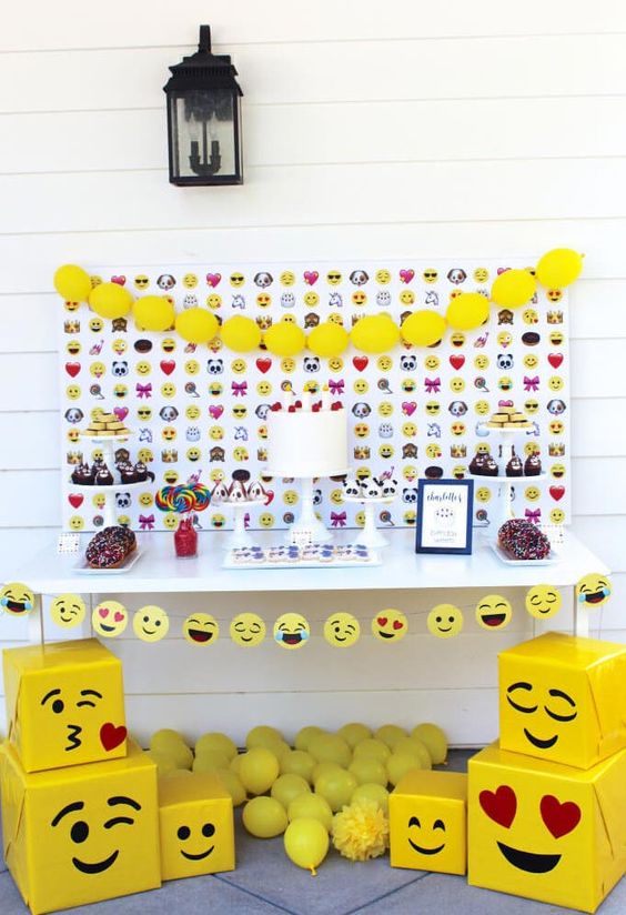 Festa infantil emoji