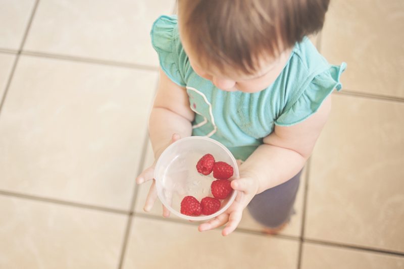 Alimentação Infantil: Dicas para estimular a criança a comer de tudo
