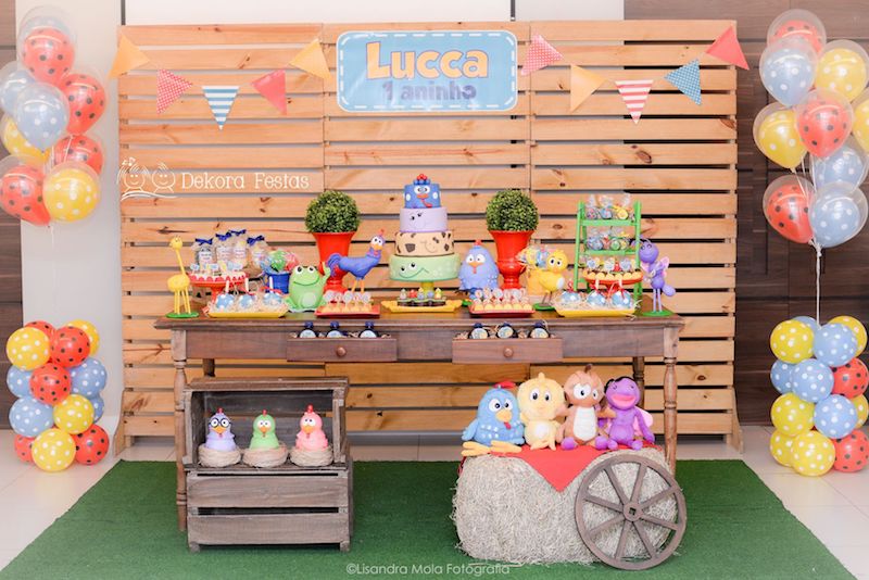 Ideias para fazer uma linda festa Galinha Pintadinha