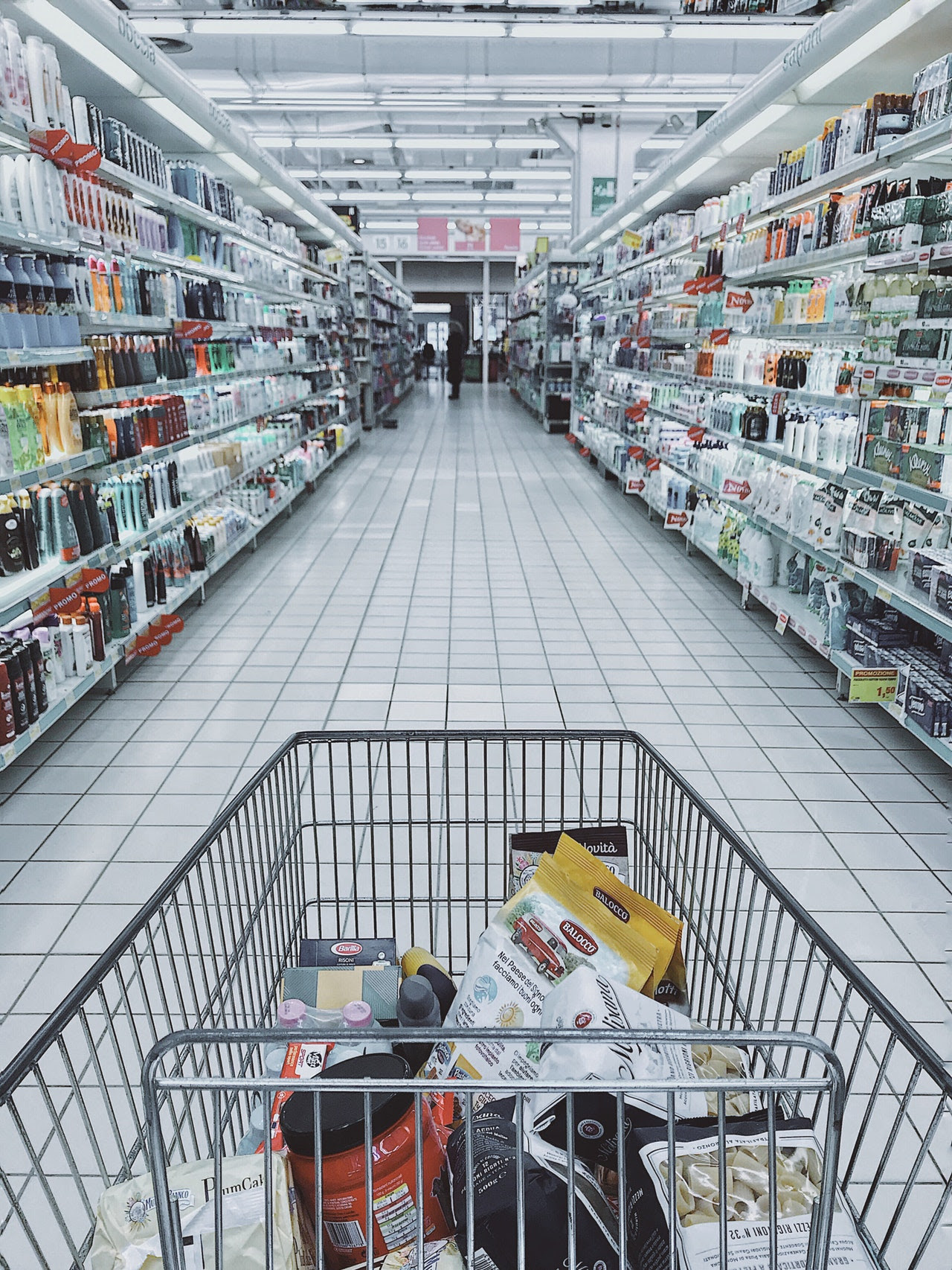 compras no mercado com filhos
