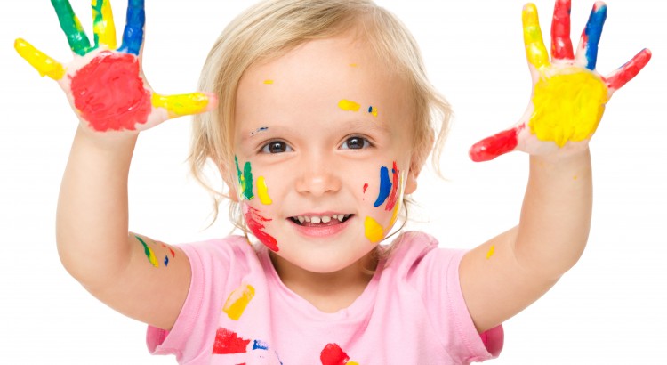 Várias ideias de como ensinar as cores para crianças