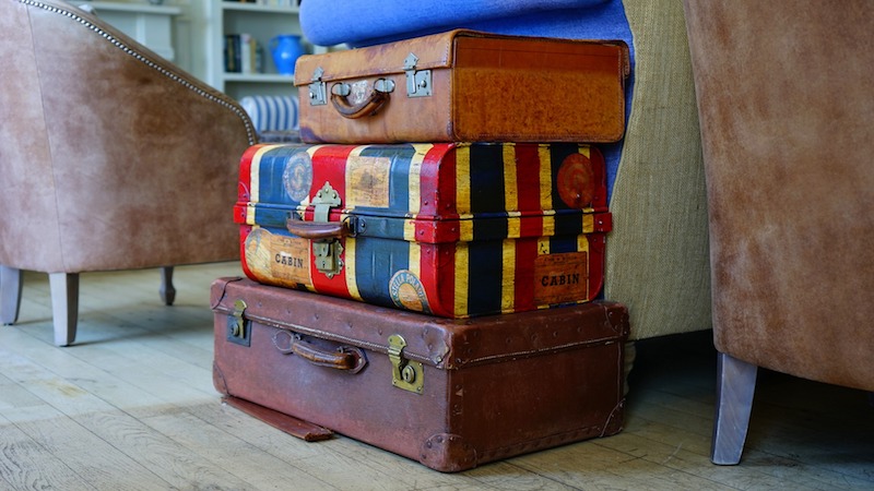 Dicas para as mães viajarem de avião com crianças
