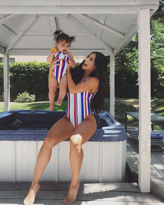 Look de praia mãe e filha